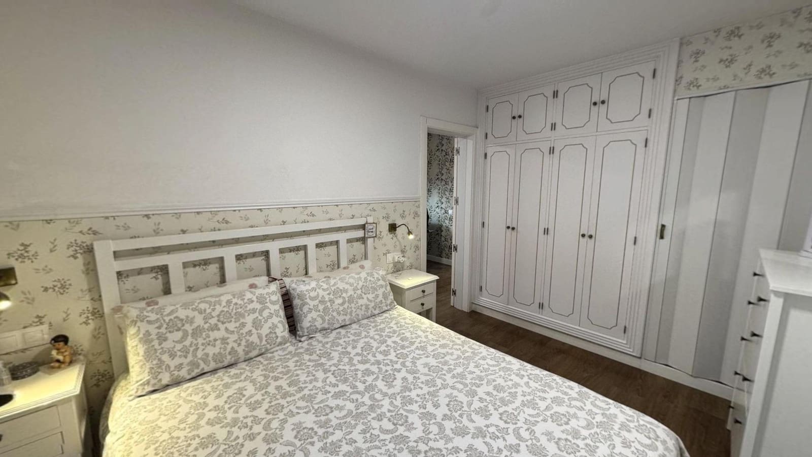 2 bedroom Flat for sale in Telde with pool garage - € 220,000 (Ref: 9447137)