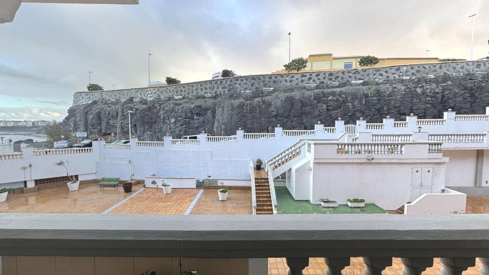 2 bedroom Flat for sale in Telde with pool garage - € 220,000 (Ref: 9447137)