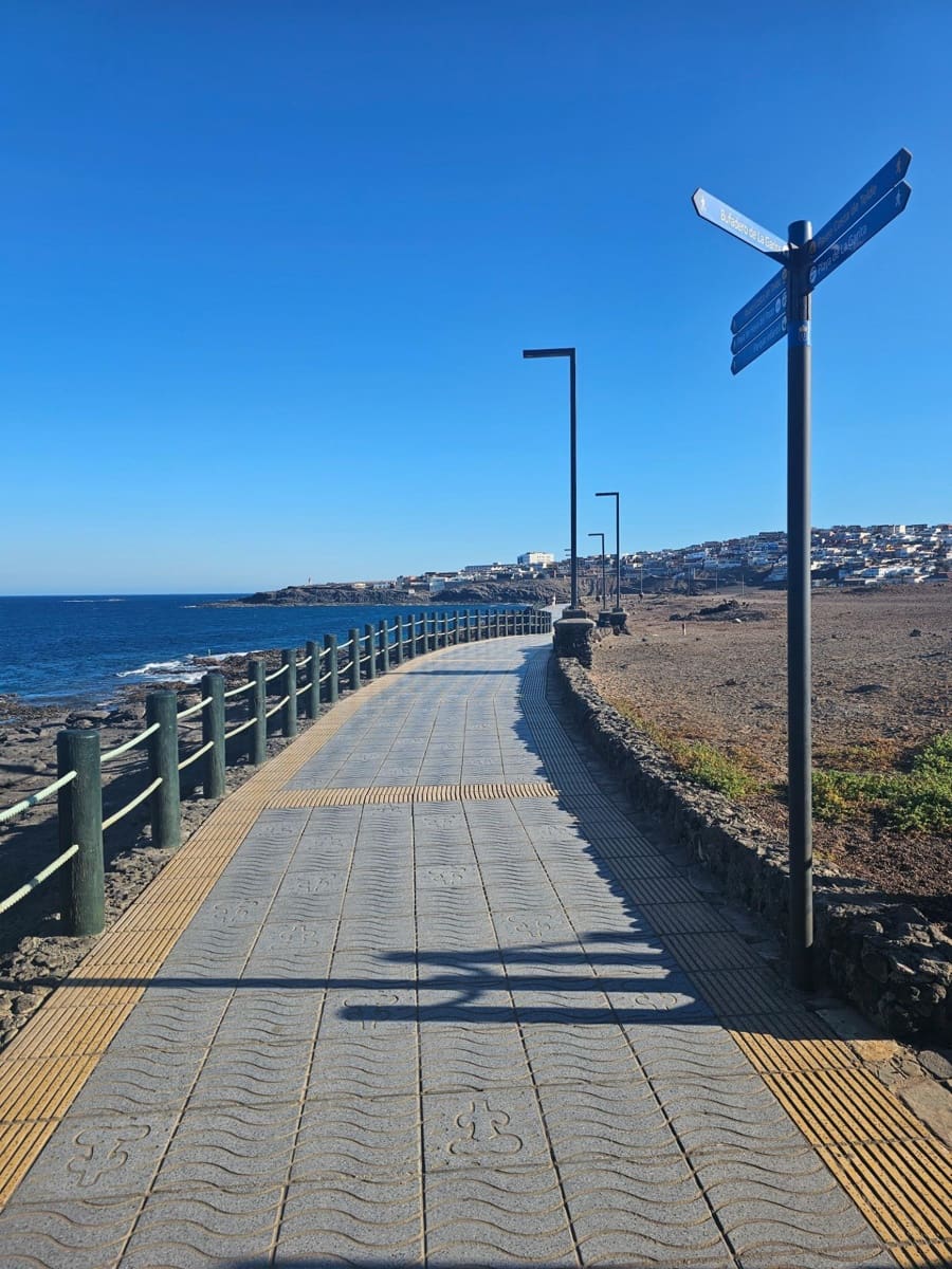 Commercial for rent in La Garita - € 5,900 (Ref: 9447138)