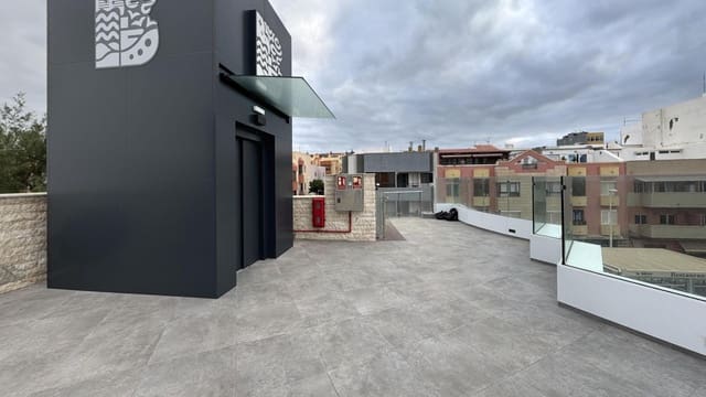 Kaupallinen vuokrattavana paikassa La Garita, Telde - 5 900 € (Ref: 9447138)