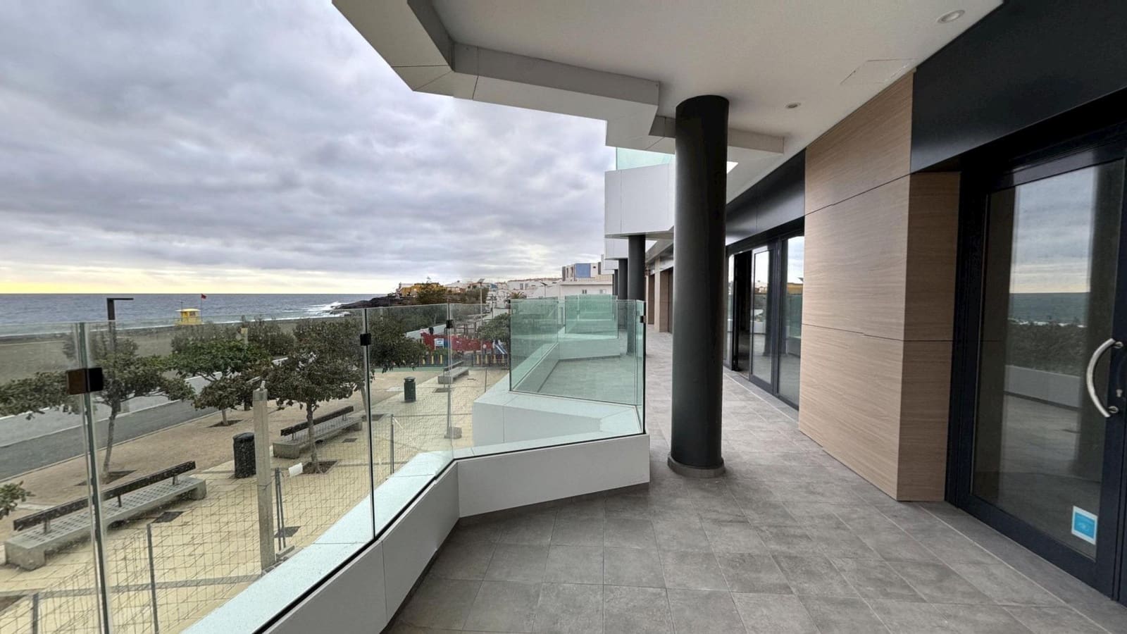 Commercial for rent in La Garita - € 5,900 (Ref: 9447138)