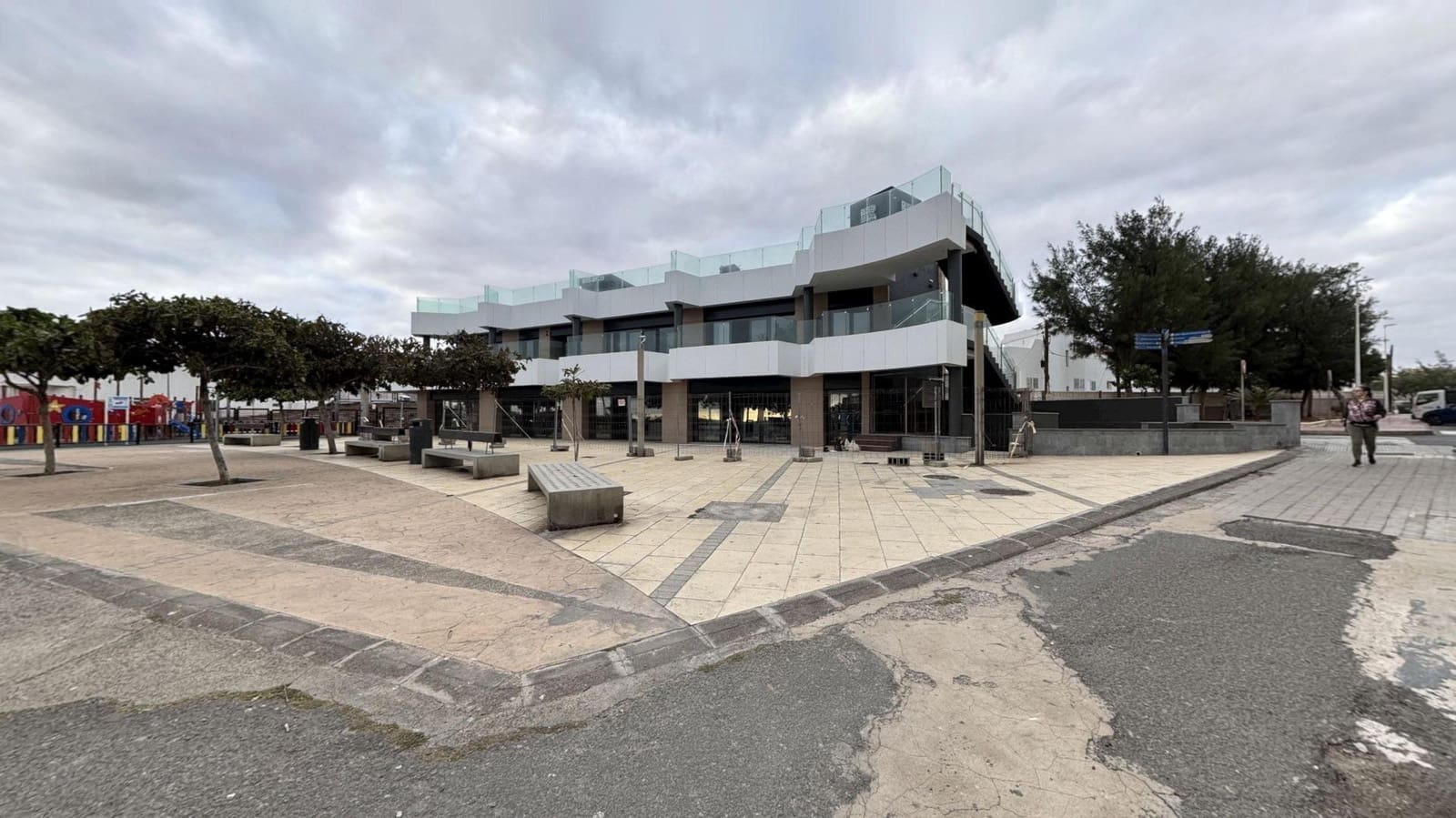 Commercial for rent in La Garita - € 2,900 (Ref: 9447139)