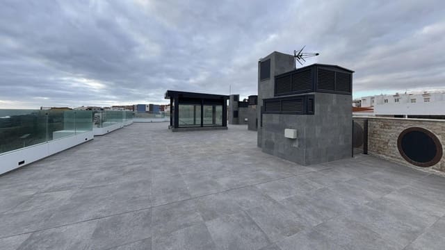 Kaupallinen vuokrattavana paikassa La Garita, Telde - 2 900 € (Ref: 9447139)