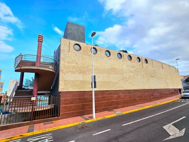 Kaupallinen vuokrattavana paikassa La Garita, Telde - 2 900 € (Ref: 9447139)