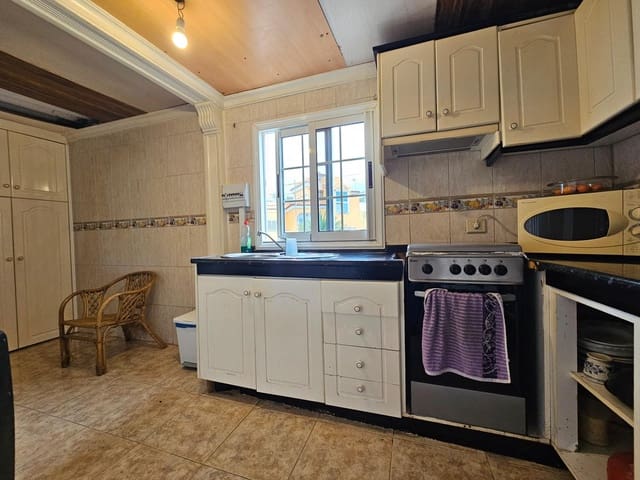 4 sovrum Lägenhet till salu i Jinámar, Telde - 141 000 € (Ref: 9447142)