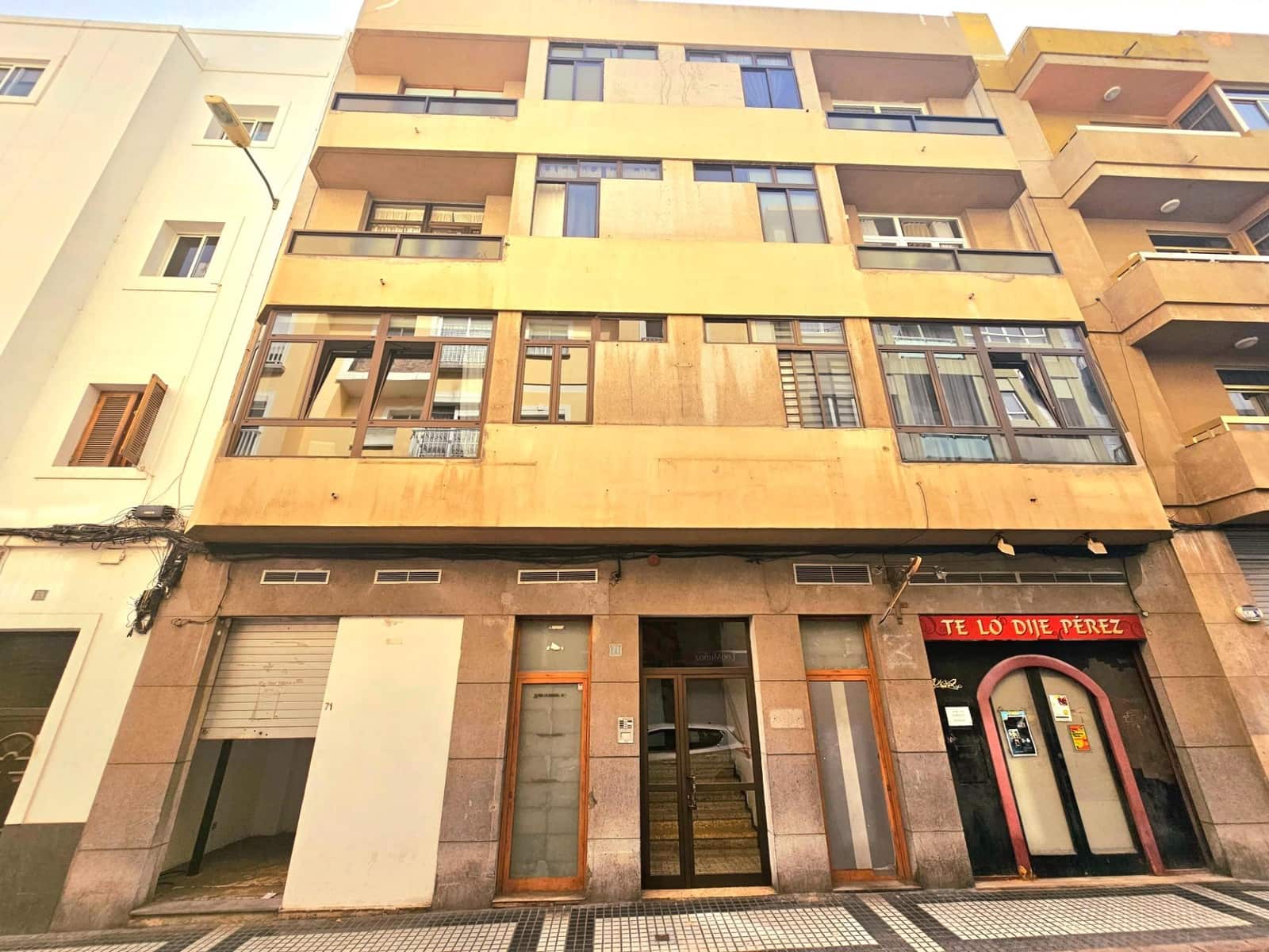 4 sovrum Lägenhet till salu i Las Palmas de Gran Canaria - 152 000 € (Ref: 9447145)