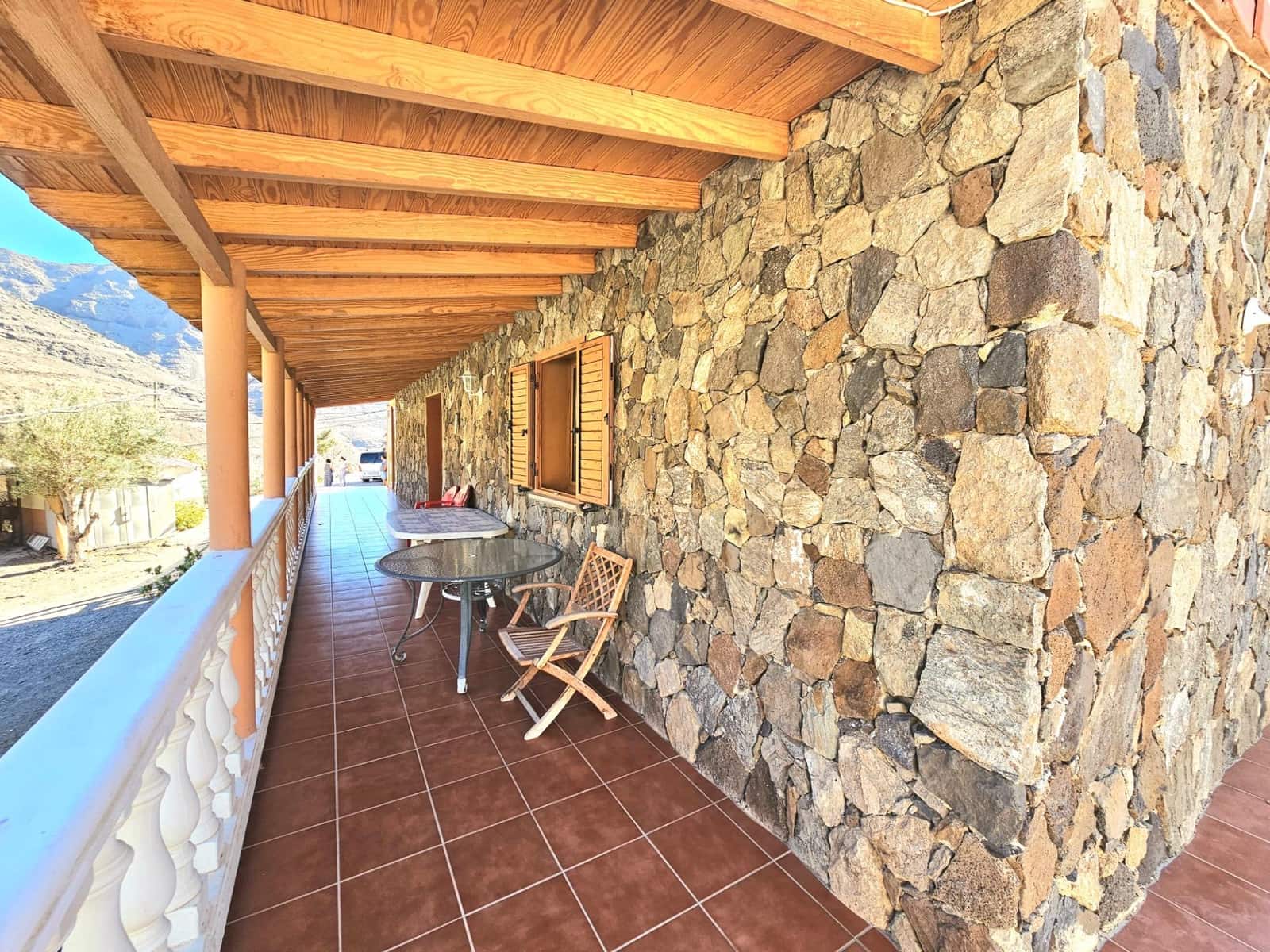 2 bedroom Finca/Country House for sale in La Aldea de San Nicolas with garage - € 900,000 (Ref: 9447146)