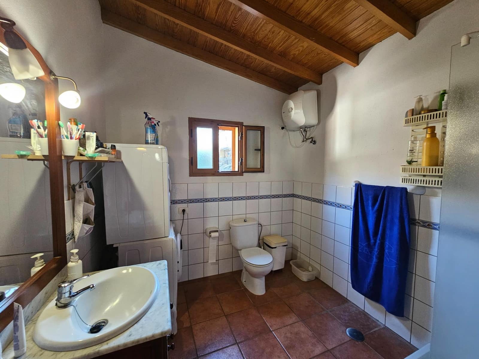 2 bedroom Finca/Country House for sale in La Aldea de San Nicolas with garage - € 900,000 (Ref: 9447146)