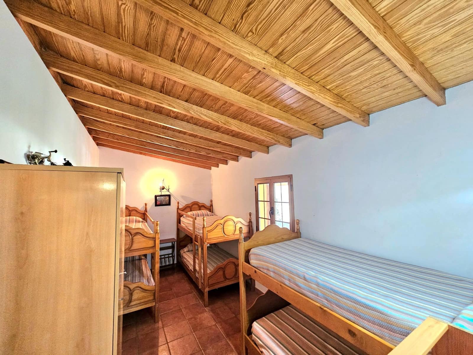 2 bedroom Finca/Country House for sale in La Aldea de San Nicolas with garage - € 900,000 (Ref: 9447146)