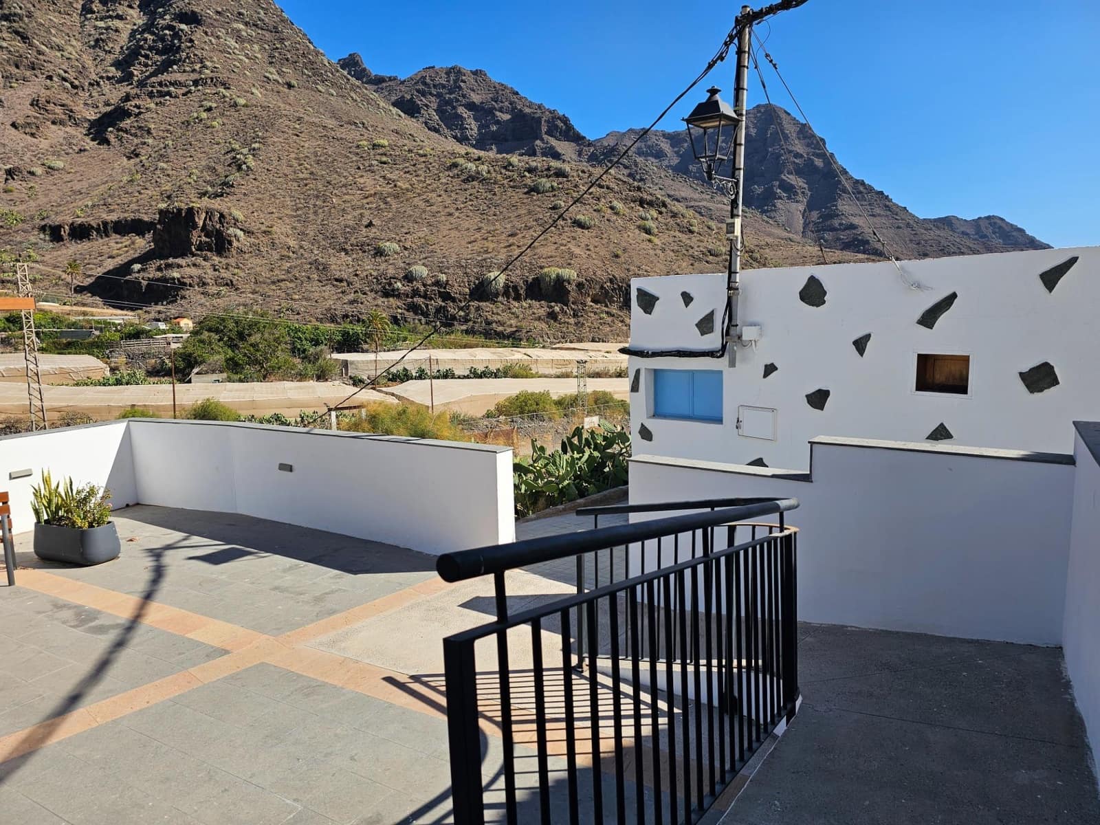 2 bedroom Finca/Country House for sale in La Aldea de San Nicolas with garage - € 900,000 (Ref: 9447146)