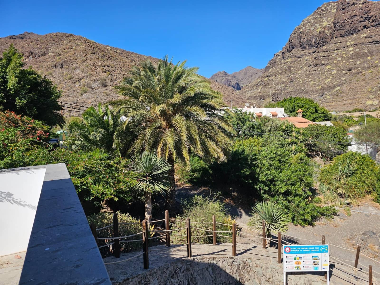 2 bedroom Finca/Country House for sale in La Aldea de San Nicolas with garage - € 900,000 (Ref: 9447146)