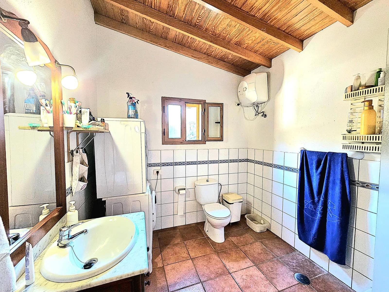 2 bedroom Finca/Country House for sale in La Aldea de San Nicolas with garage - € 900,000 (Ref: 9447146)