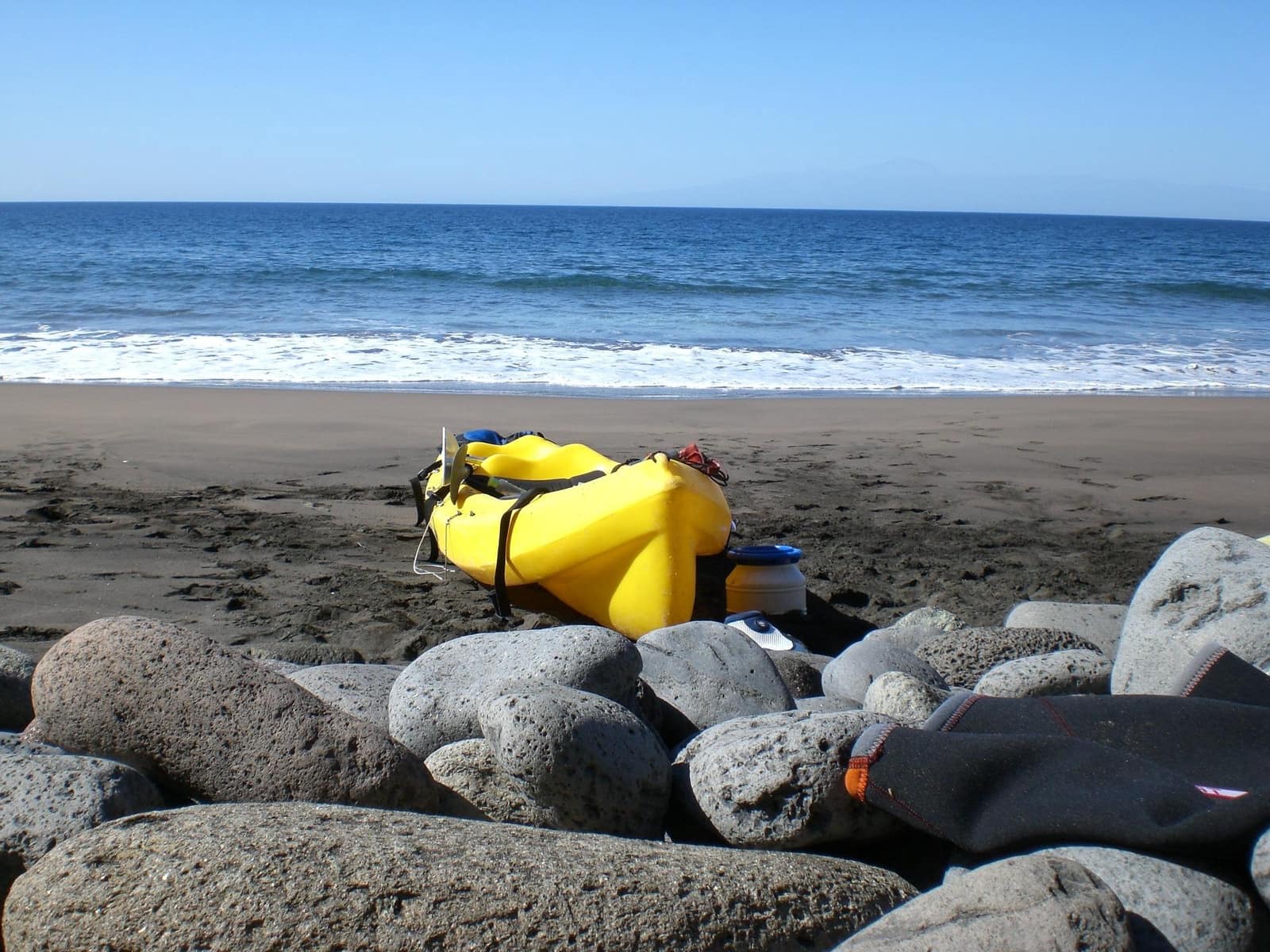 2 bedroom Finca/Country House for sale in La Aldea de San Nicolas with garage - € 900,000 (Ref: 9447146)