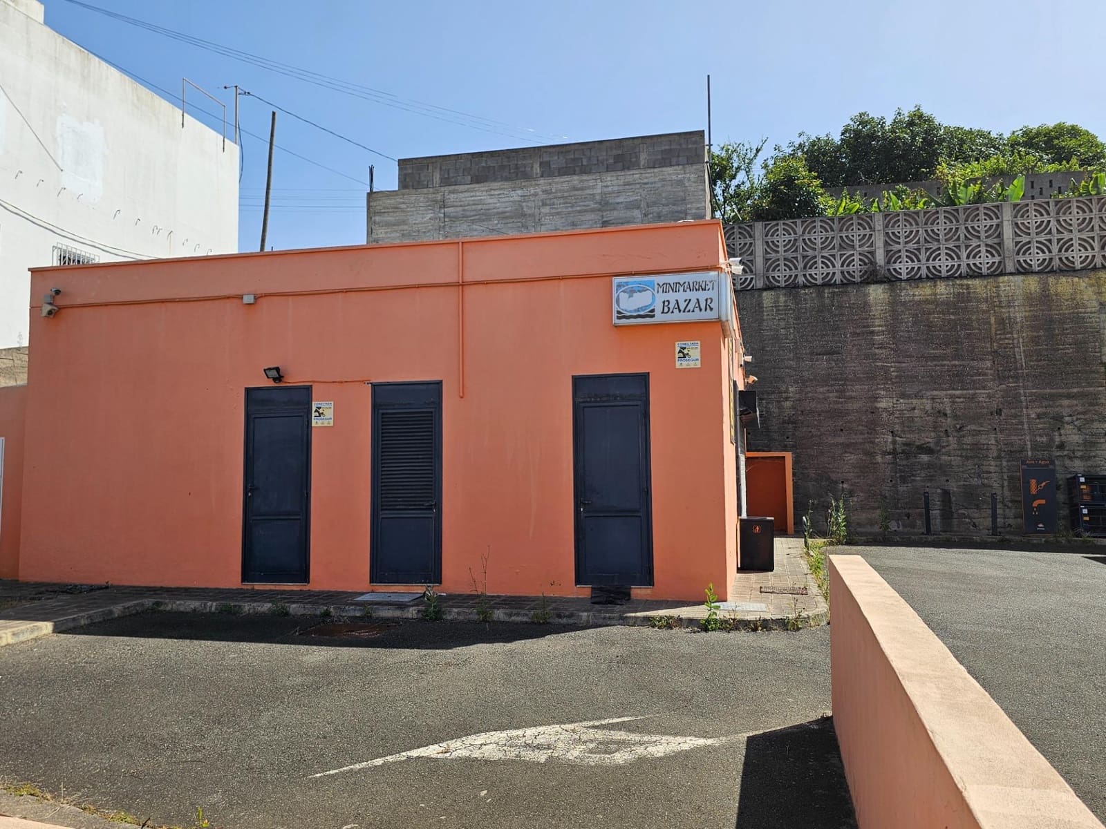 Business for sale in Santa Maria de Guia de Gran Canaria - € 449,000 (Ref: 9447147)