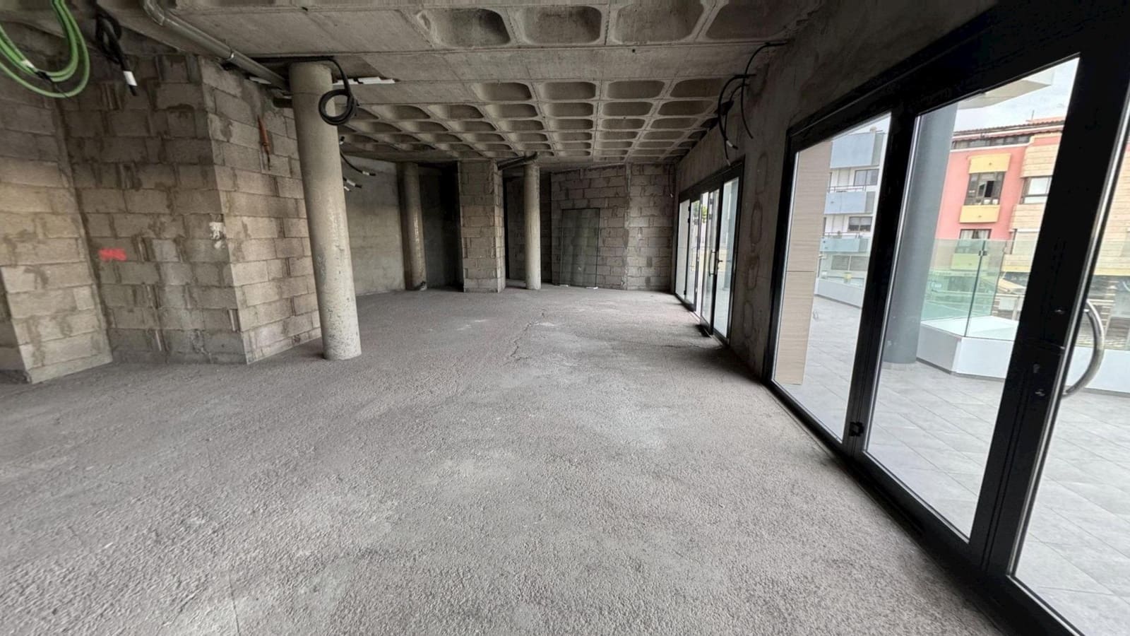 Commercial for rent in La Garita - € 4,900 (Ref: 9447148)