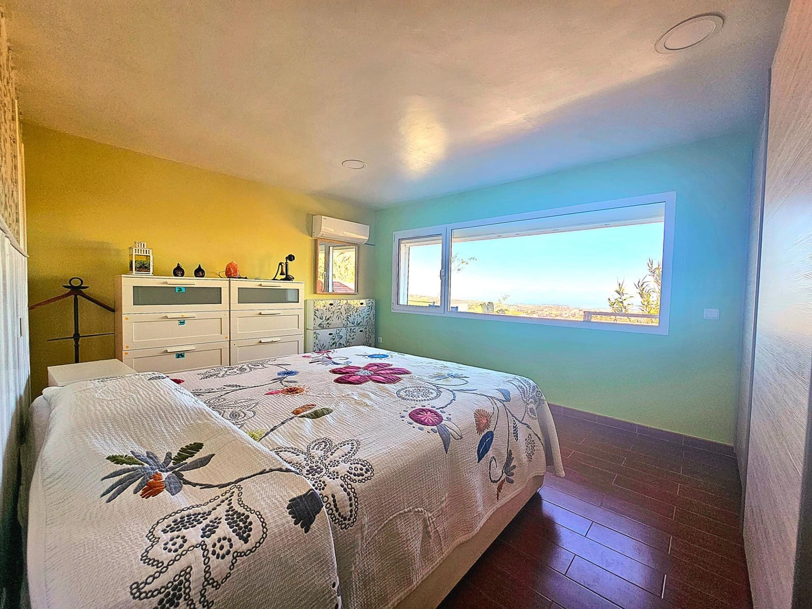 2 bedroom Villa for sale in Telde with garage - € 295,000 (Ref: 9447149)