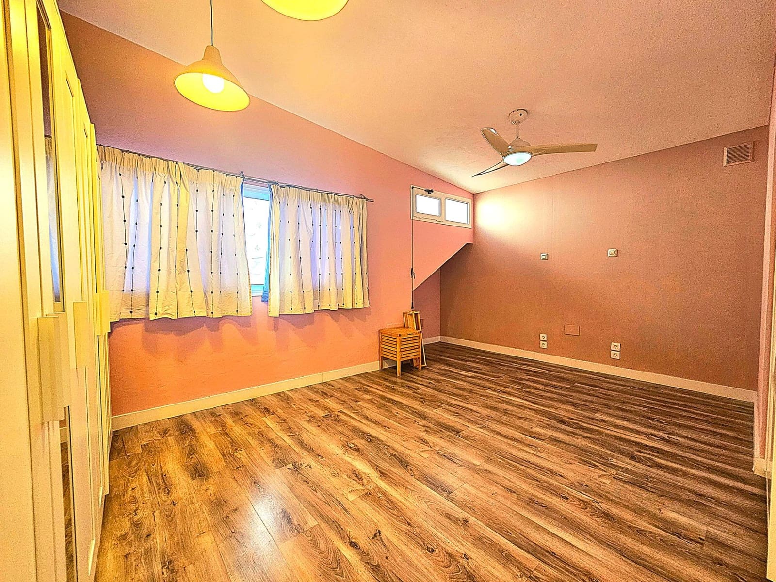 2 bedroom Villa for sale in Telde with garage - € 295,000 (Ref: 9447149)