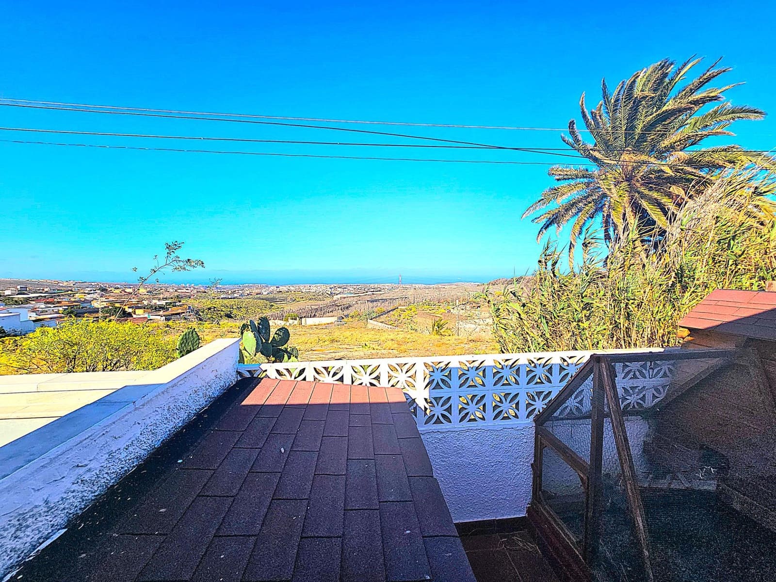 2 bedroom Villa for sale in Telde with garage - € 295,000 (Ref: 9447149)