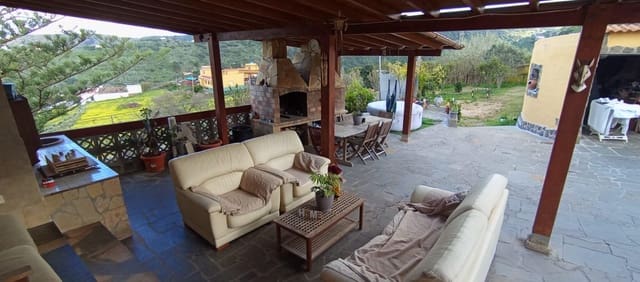 6 bedroom Villa for sale in San Lorenzo, Las Palmas de Gran Canaria with garage - € 525,000 (Ref: 9447152)