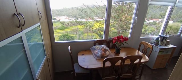 6 bedroom Villa for sale in San Lorenzo, Las Palmas de Gran Canaria with garage - € 525,000 (Ref: 9447152)