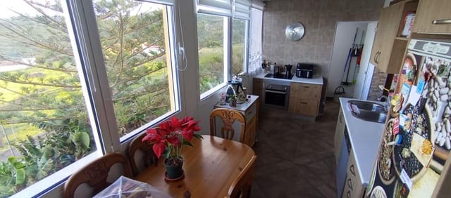 6 bedroom Villa for sale in San Lorenzo, Las Palmas de Gran Canaria with garage - € 525,000 (Ref: 9447152)