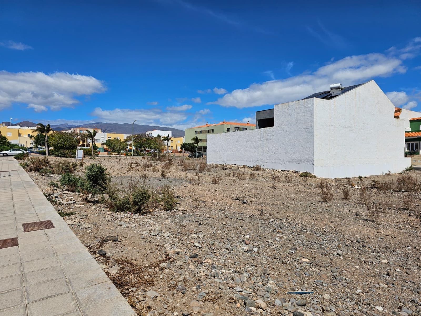 Building Plot for sale in Santa Lucia de Tirajana - € 112,000 (Ref: 9447154)