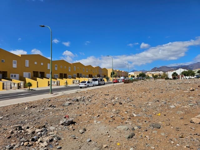 Byggetomt til salgs i Santa Lucía de Tirajana - € 1 490 000 (Ref: 9447156)