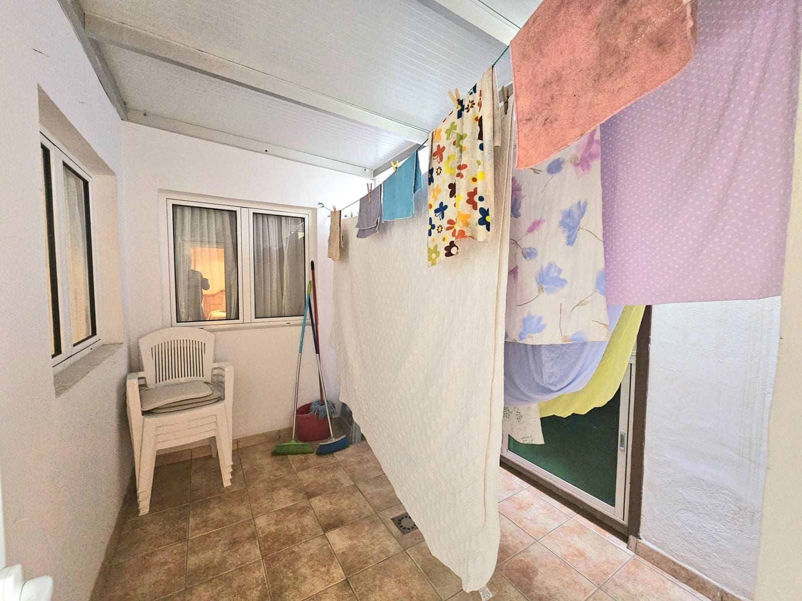 4 bedroom Flat for sale in Las Palmas de Gran Canaria - € 550,000 (Ref: 9447160)