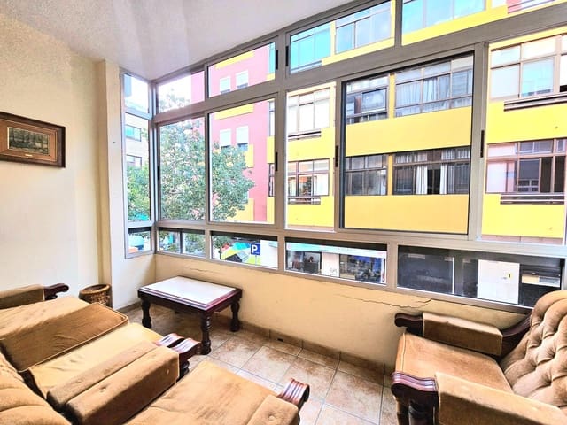 Piso de 4 habitaciones en Santa Catalina - Canteras, Las Palmas de Gran Canaria en venta - 550.000 € (Ref: 9447160)