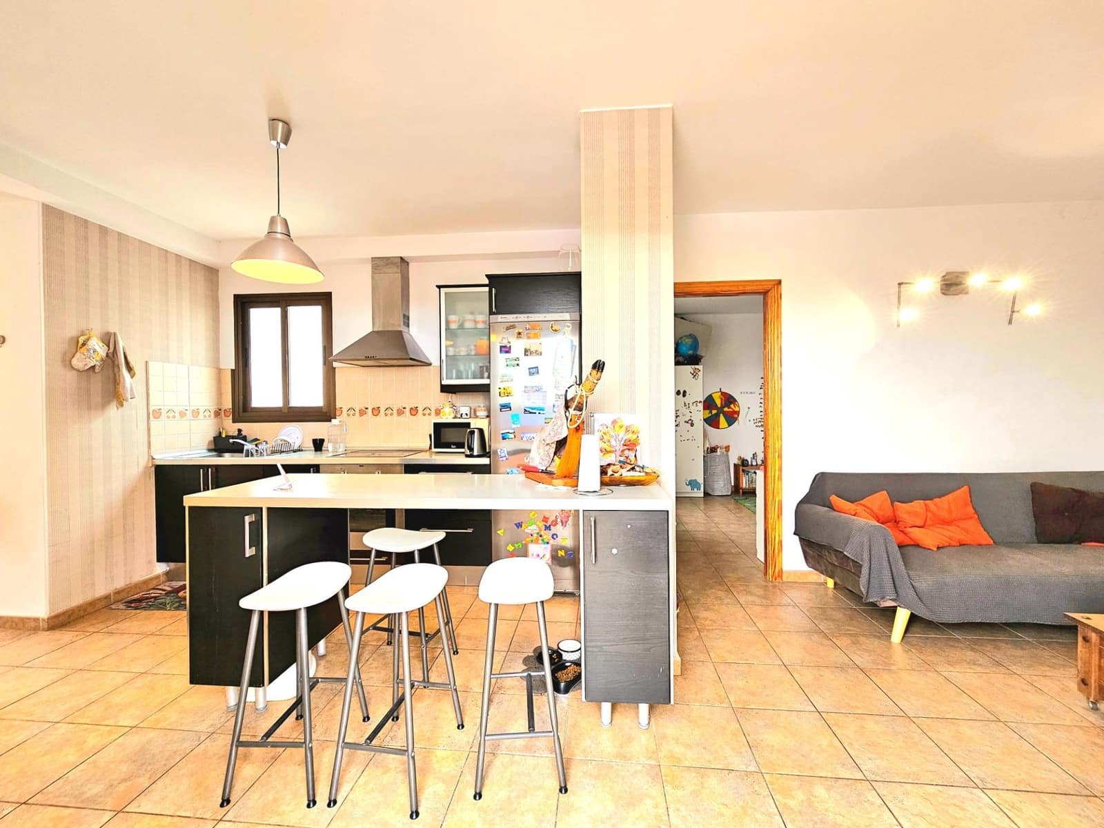 Ático de 2 habitaciones en Telde en venta con garaje - 245.000 € (Ref: 9447161)