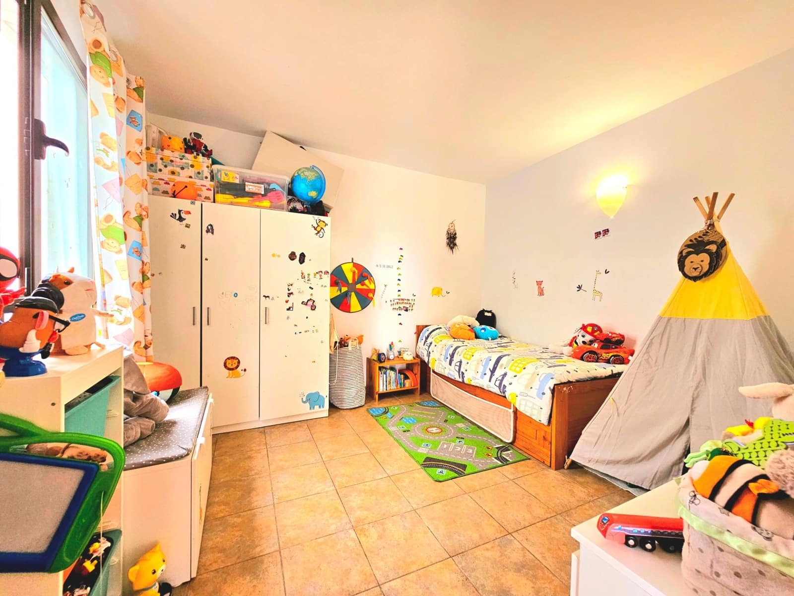 Ático de 2 habitaciones en Telde en venta con garaje - 245.000 € (Ref: 9447161)