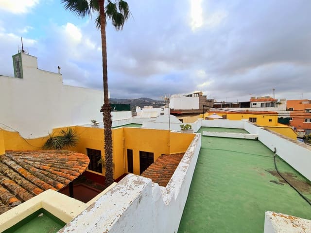 8 sovrum Hus till salu i Arucas med garage - 495 000 € (Ref: 9447162)