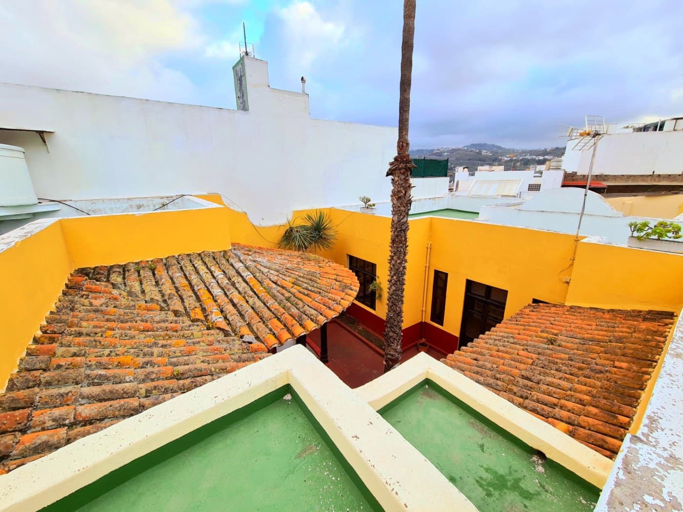 8 sovrum Hus till salu i Arucas med garage - 495 000 € (Ref: 9447162)