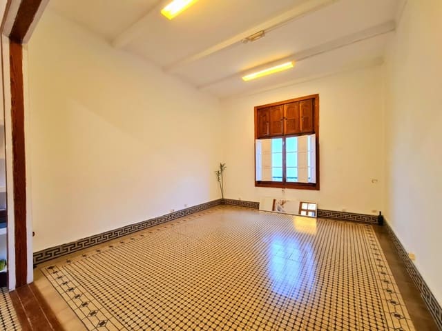 8 sovrum Hus till salu i Arucas med garage - 495 000 € (Ref: 9447162)