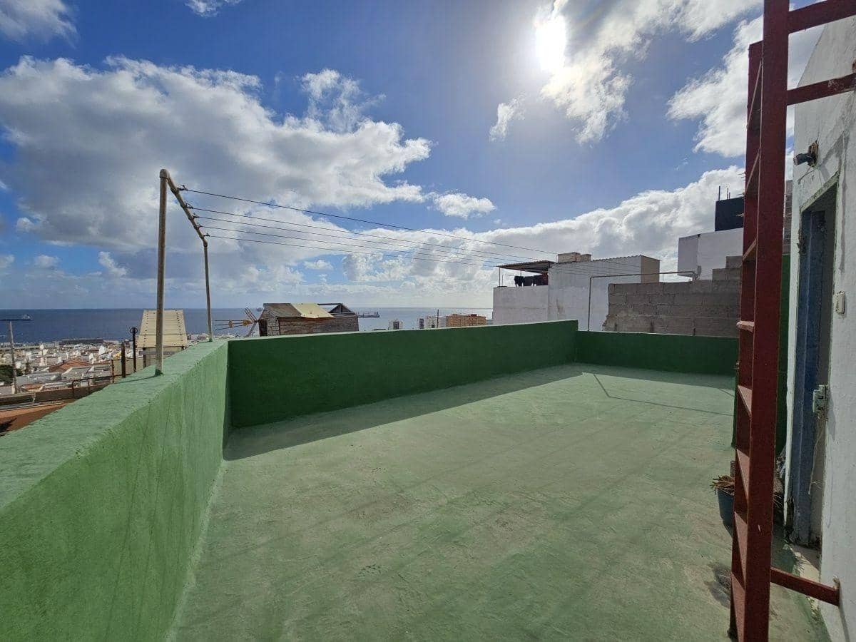 3 bedroom Finca/Country House for sale in Las Palmas de Gran Canaria - € 125,000 (Ref: 9530537)