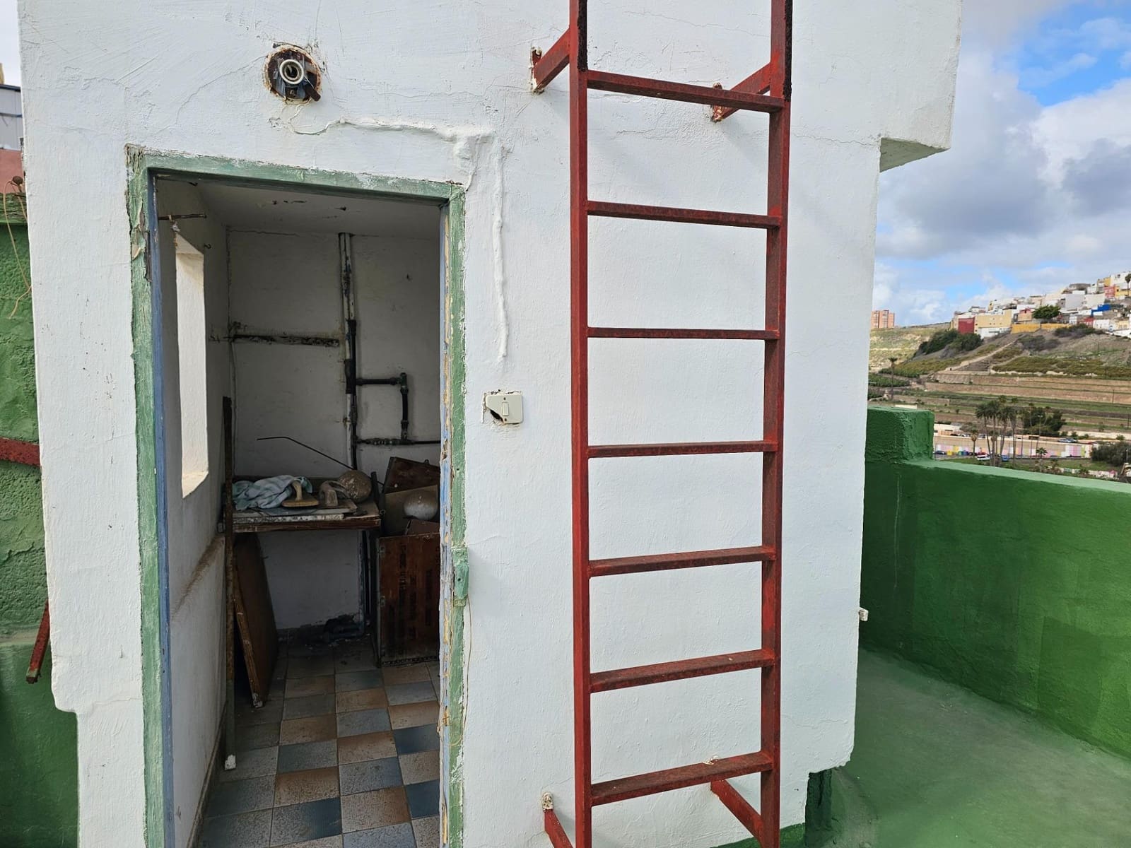 3 bedroom Finca/Country House for sale in Las Palmas de Gran Canaria - € 125,000 (Ref: 9530537)