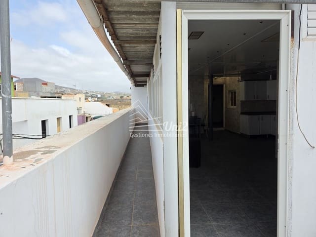 4 soveværelse Villa til salg i Telde med garage - € 220.000 (Ref: 8901957)