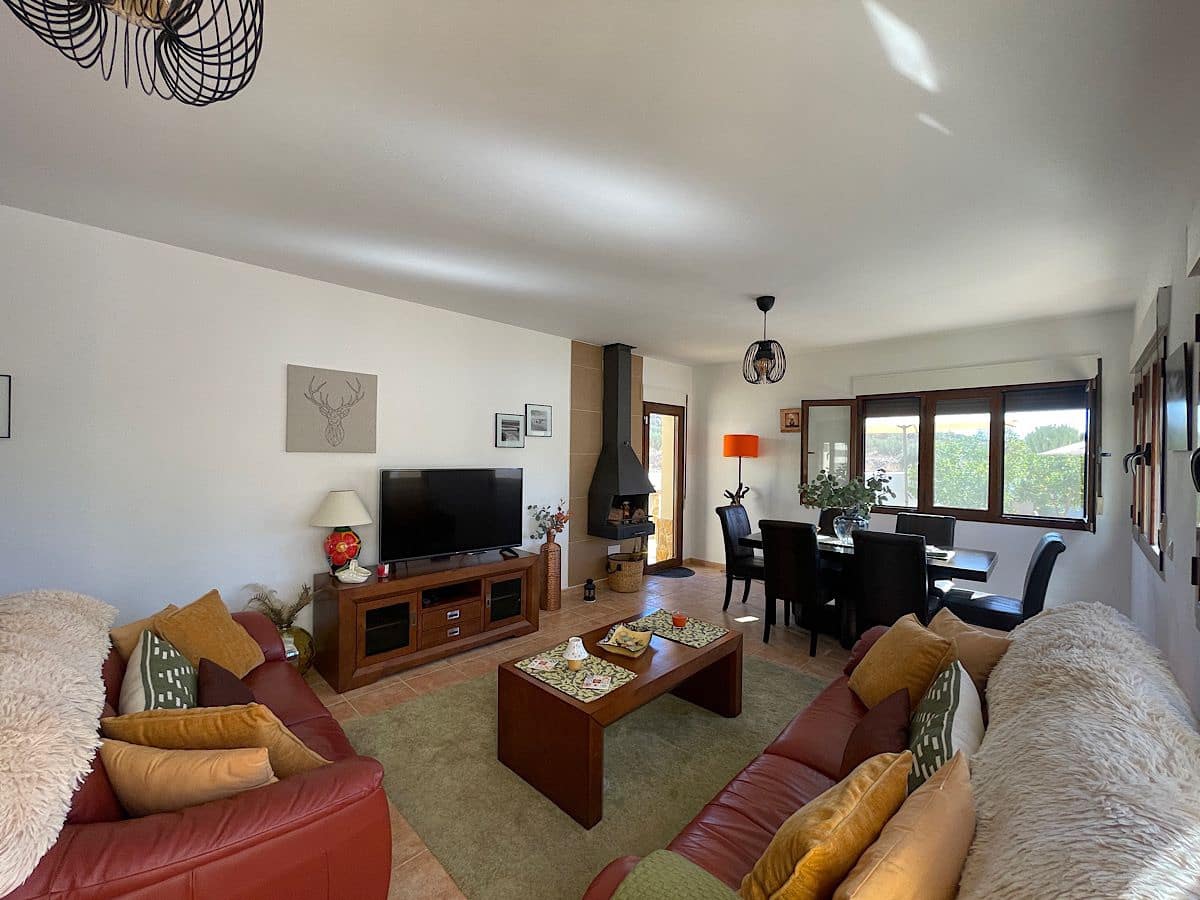 3 sypialnia Finka/Dom wiejski na sprzedaż w Cariatiz z garażem - 219 000 € (Ref: 10153311)