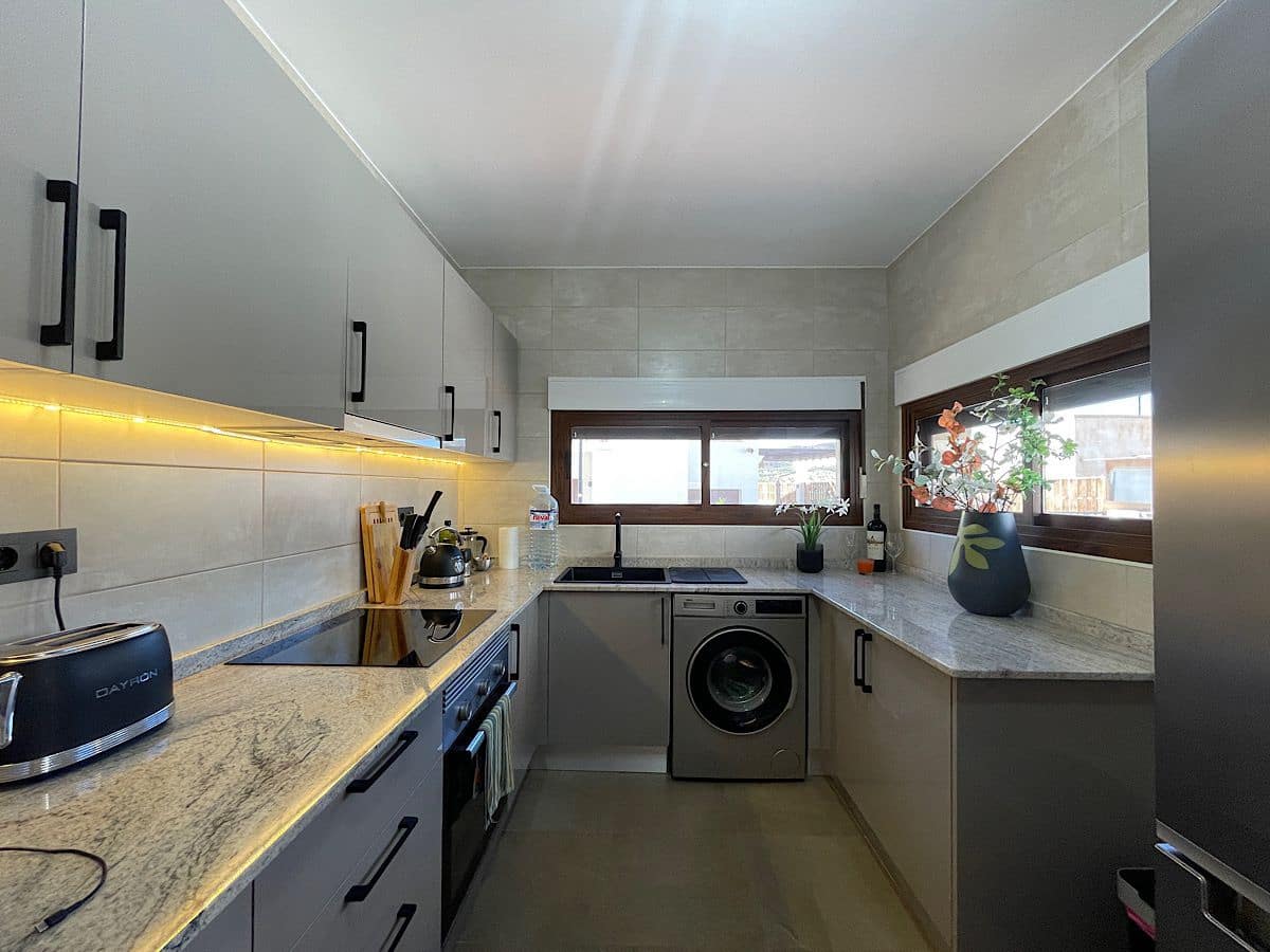 3 sypialnia Finka/Dom wiejski na sprzedaż w Cariatiz z garażem - 219 000 € (Ref: 10153311)