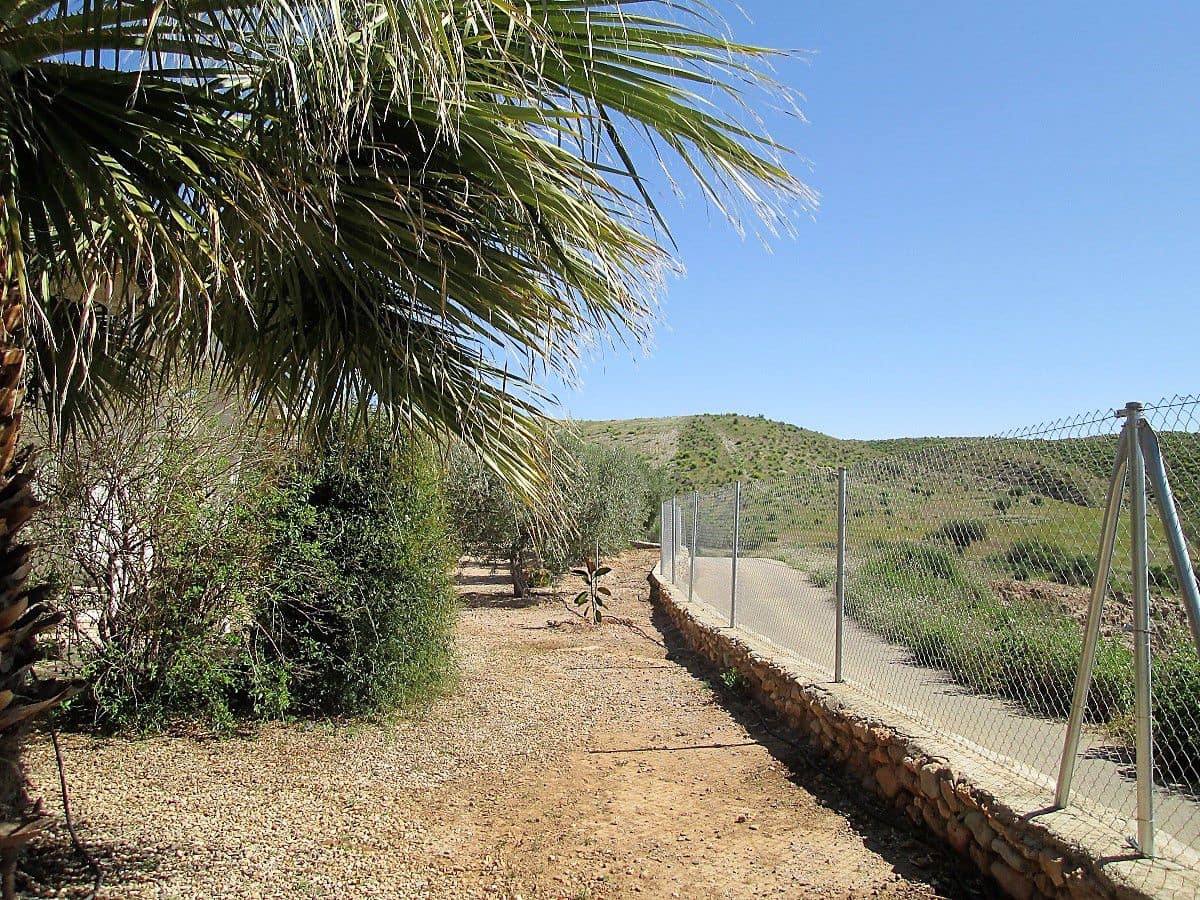 4 soveværelse Finca/Landehus til salg i Sorbas med garage - € 225.000 (Ref: 4543134)