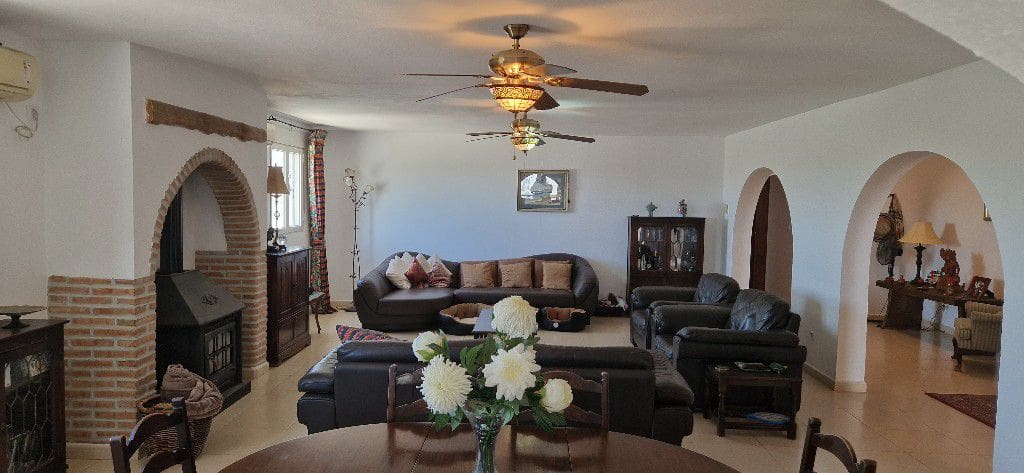 11 soveværelse Finca/Landehus til salg i Tabernas - € 425.000 (Ref: 4822347)