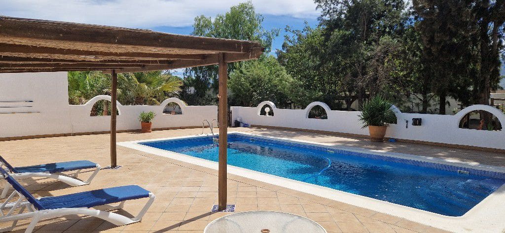 11 soveværelse Finca/Landehus til salg i Tabernas - € 425.000 (Ref: 4822347)