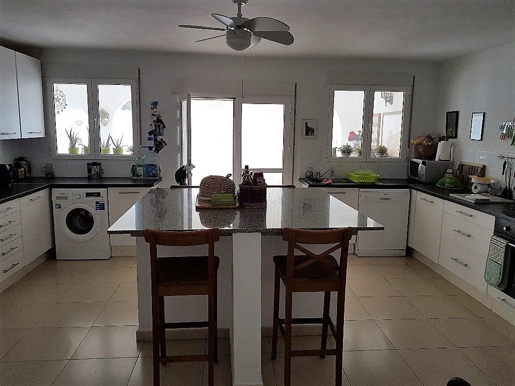 11 soveværelse Finca/Landehus til salg i Tabernas - € 425.000 (Ref: 4822347)