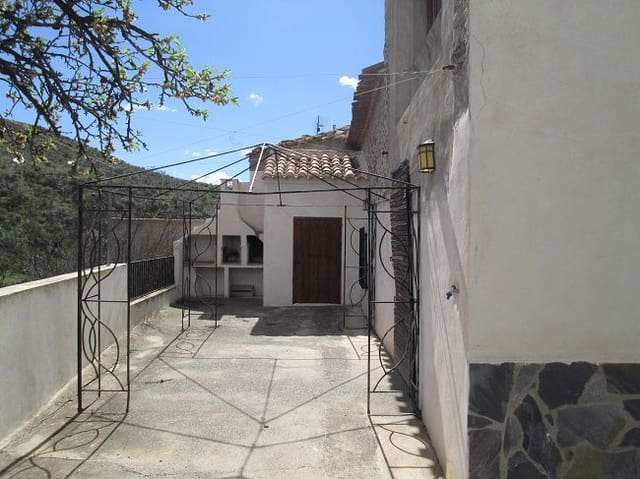 5 slaapkamer Finca/Landhuis te koop in Sorbas - € 145.000 (Ref: 4828226)