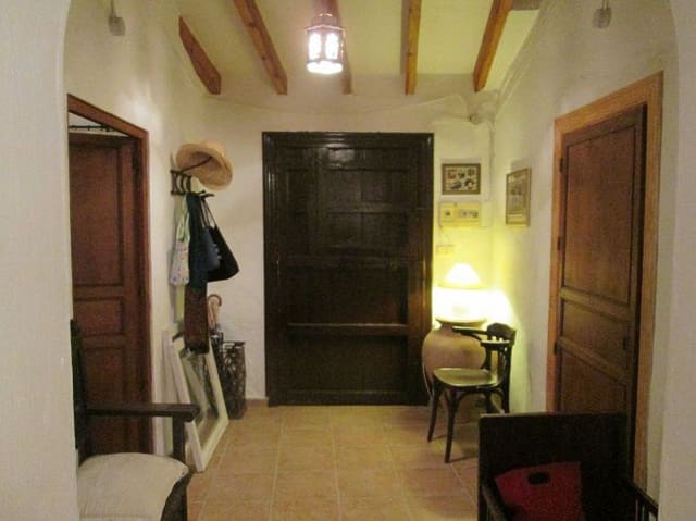 5 slaapkamer Finca/Landhuis te koop in Sorbas - € 145.000 (Ref: 4828226)