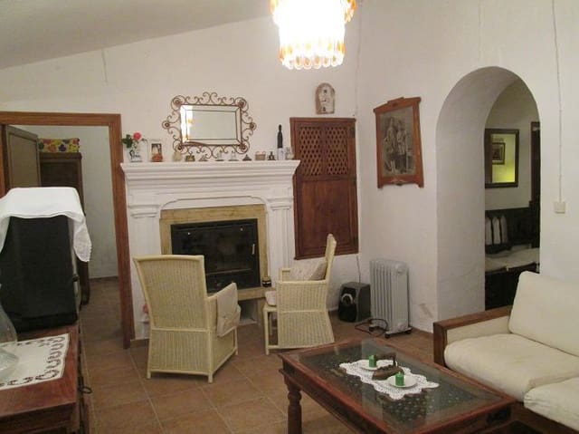5 slaapkamer Finca/Landhuis te koop in Sorbas - € 145.000 (Ref: 4828226)