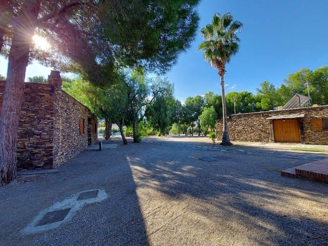 14 bedroom Hotel for sale in Tabernas - € 1,600,000 (Ref: 5691169)