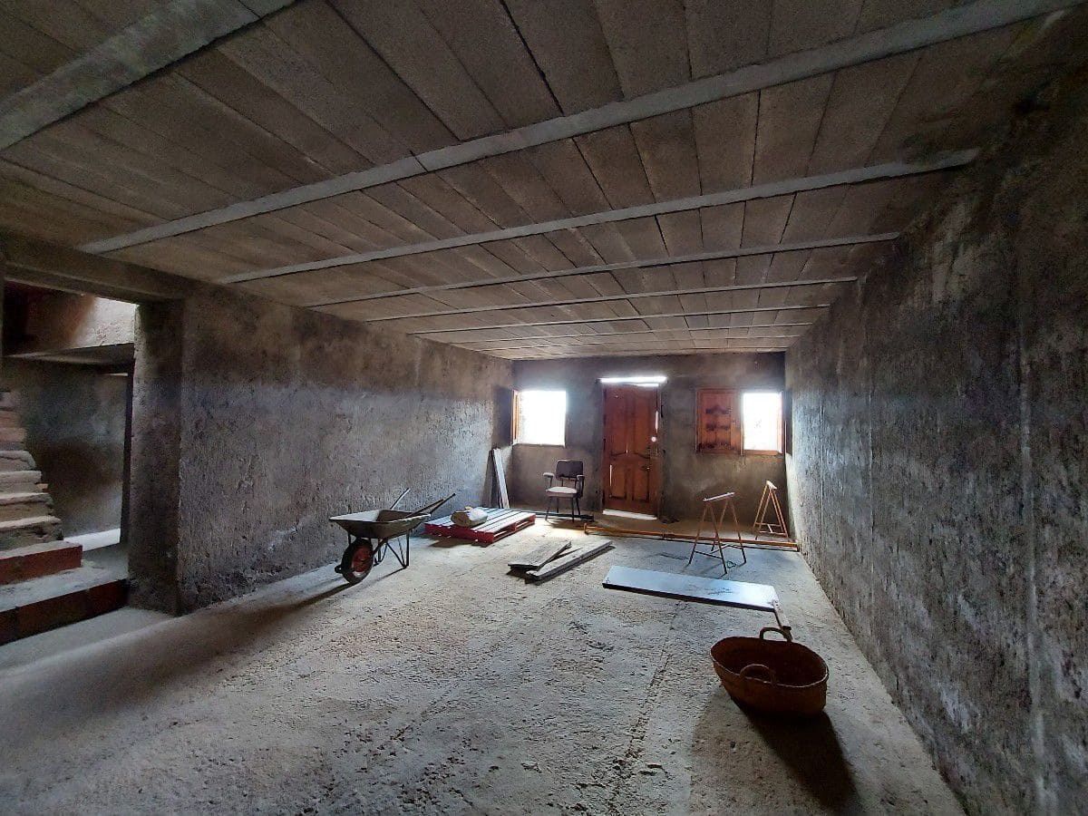 Finca/Landehus til salg i Senes - € 59.900 (Ref: 5708367)