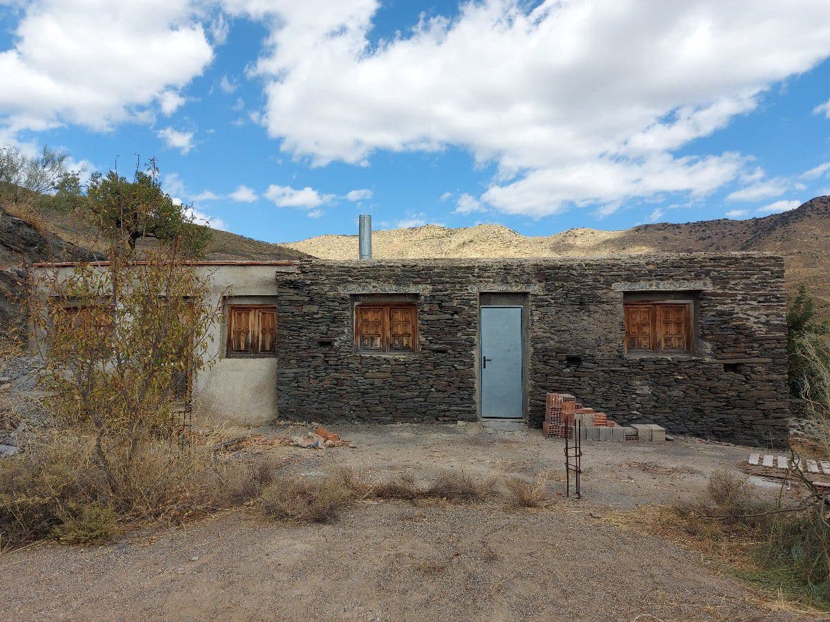 Finca/Landehus til salg i Senes - € 59.900 (Ref: 5708367)