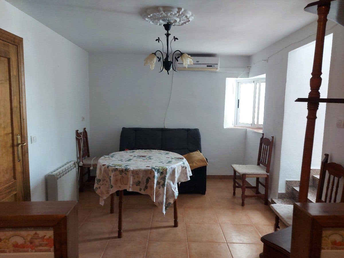 3 bedroom Townhouse for sale in Uleila del Campo € 56,000 (Ref 6384211)